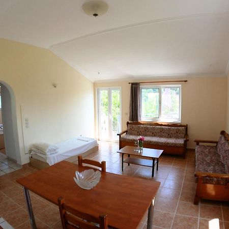 Villa Vania Gardenos Vitalades Bagian luar foto