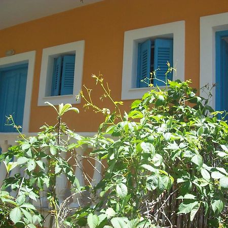 Villa Vania Gardenos Vitalades Bagian luar foto