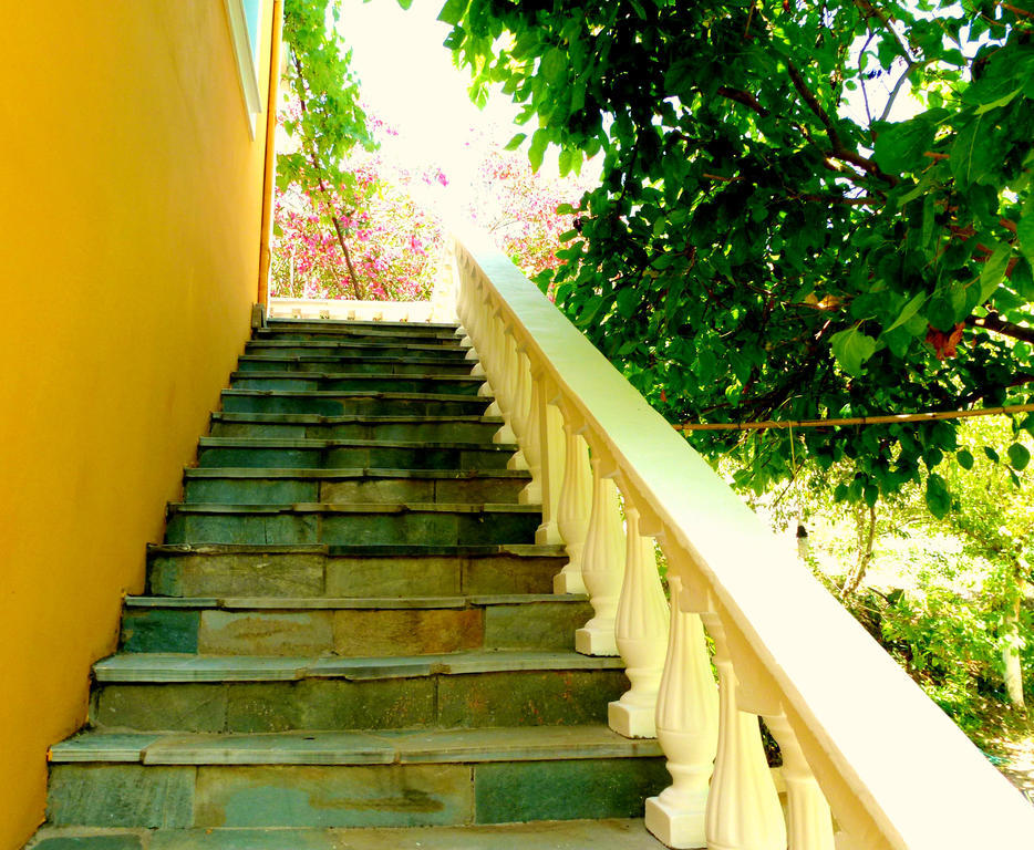 Villa Vania Gardenos Vitalades Bagian luar foto