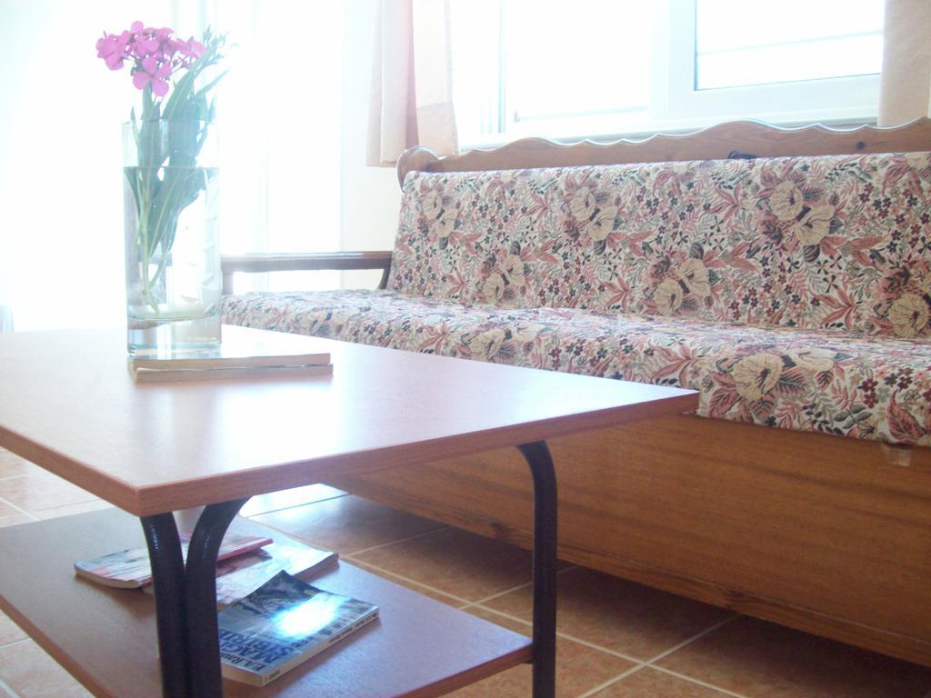 Villa Vania Gardenos Vitalades Bagian luar foto